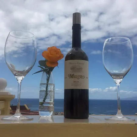 Magnific Americas View 아데제