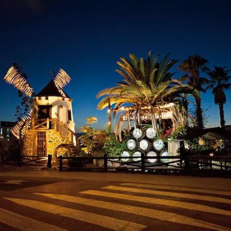 Magnific Americas View 아파트 아데제